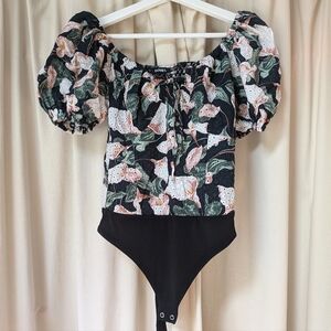 Express bodysuit floral eyelet puff sleeves S NWOT